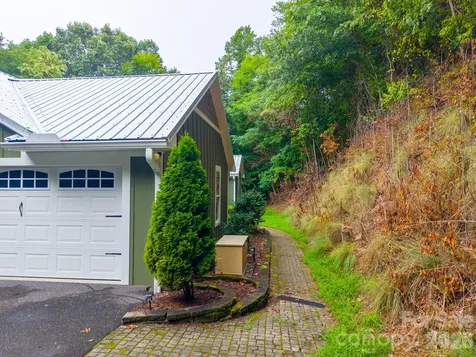 544 Stonehaven Drive Cullowhee NC 28723