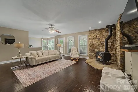 544 Stonehaven Drive Cullowhee NC 28723