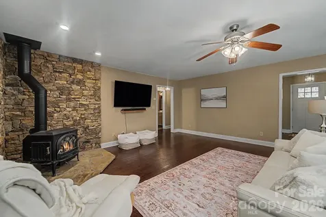 544 Stonehaven Drive Cullowhee NC 28723