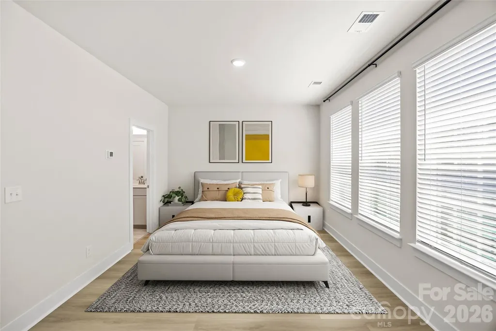 3213 Zenith Lane Charlotte NC 28205