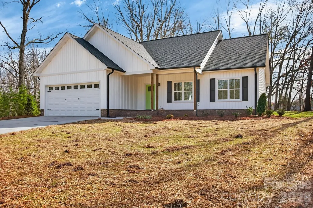 421 School Street Rockwell NC 28138