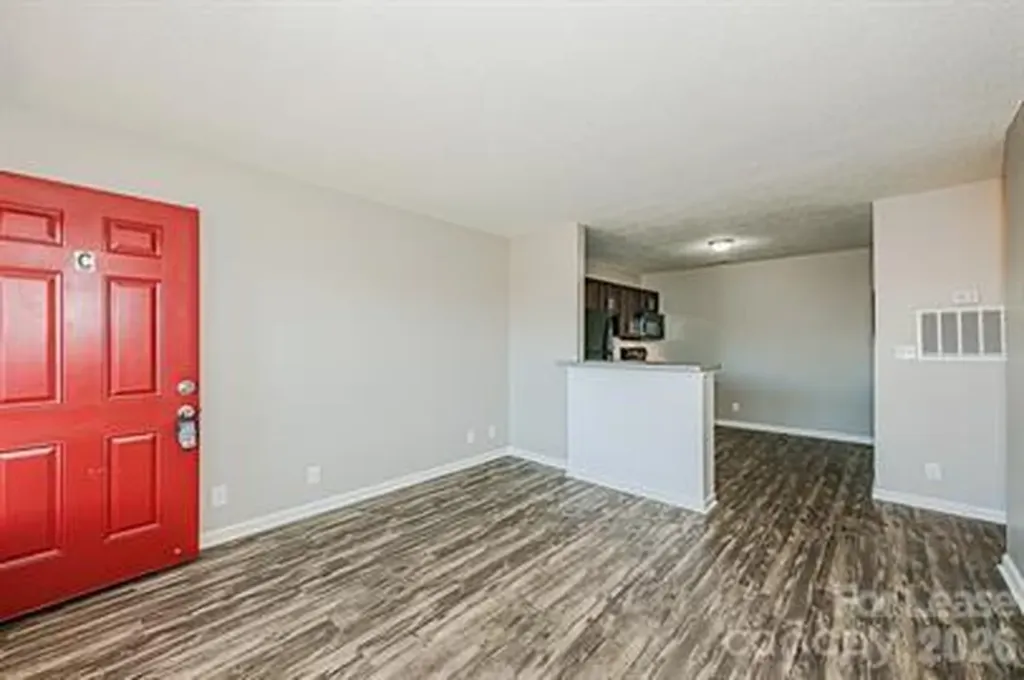 233 Hoskins Mill Lane Charlotte NC 28208