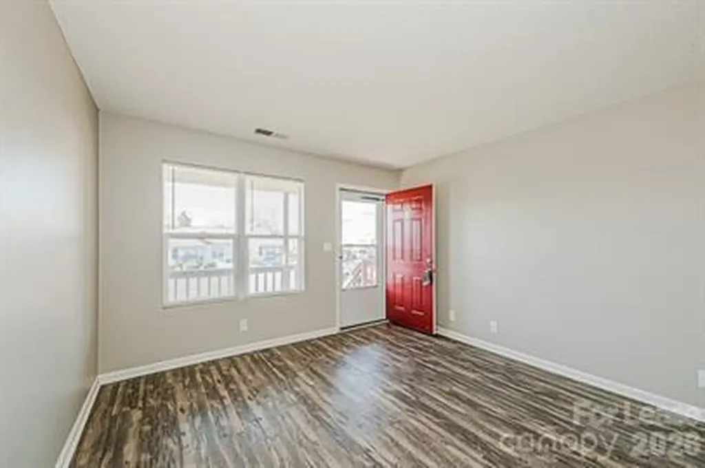 233 Hoskins Mill Lane Charlotte NC 28208