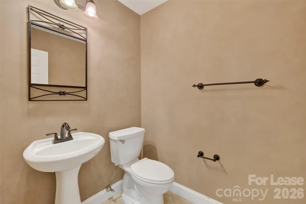 10745 Glenluce Avenue Charlotte NC 28213