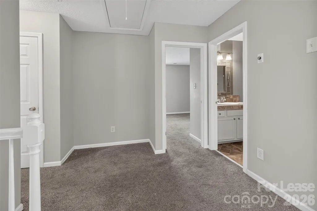 10745 Glenluce Avenue Charlotte NC 28213