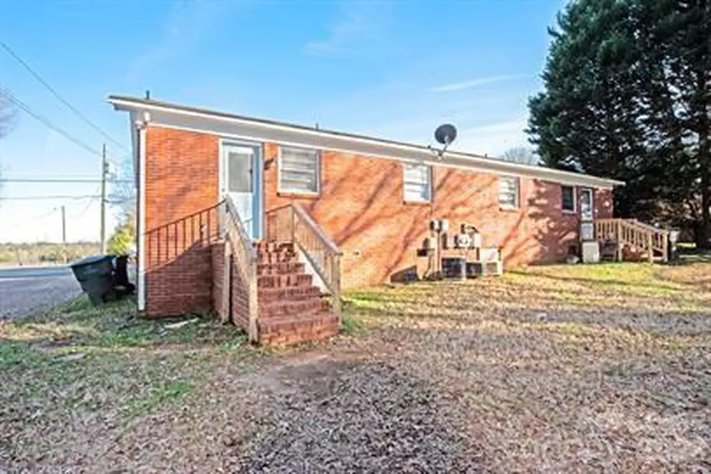 321 Hamilton Drive NE Concord NC 28025