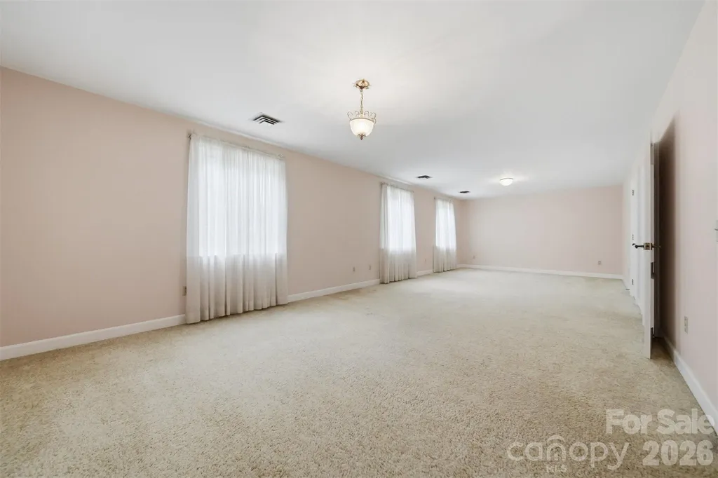 2373 Wilkesboro Boulevard Lenoir NC 28645