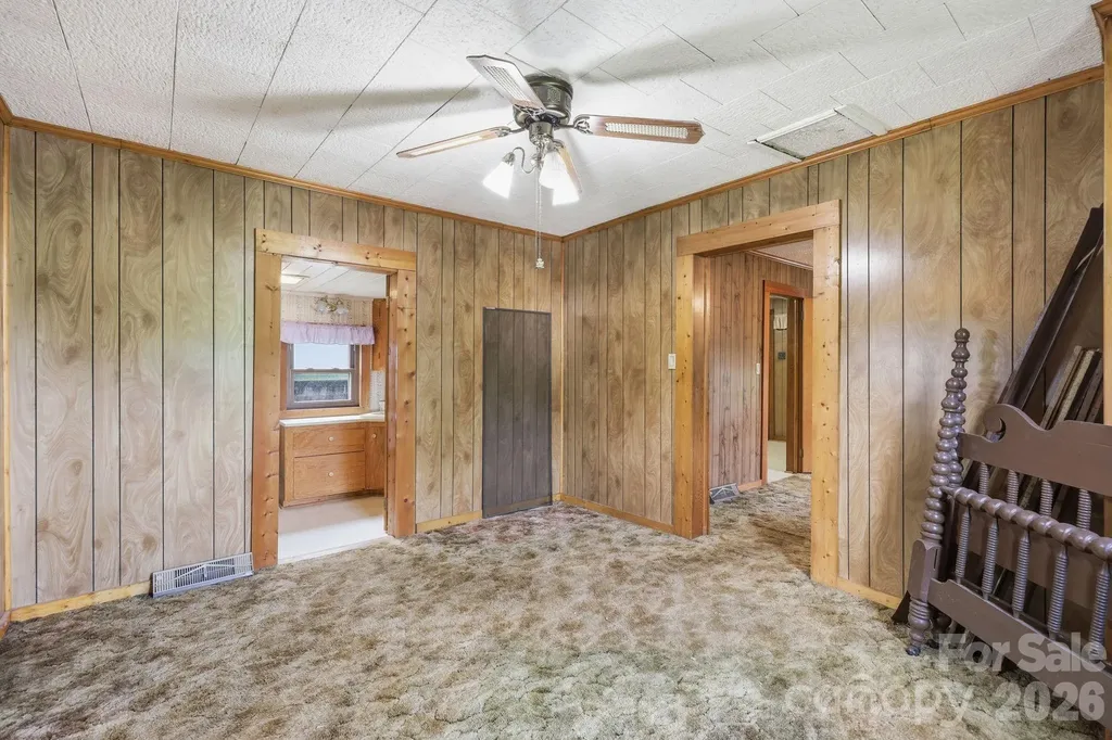 209 Virginia Avenue Marion NC 28752