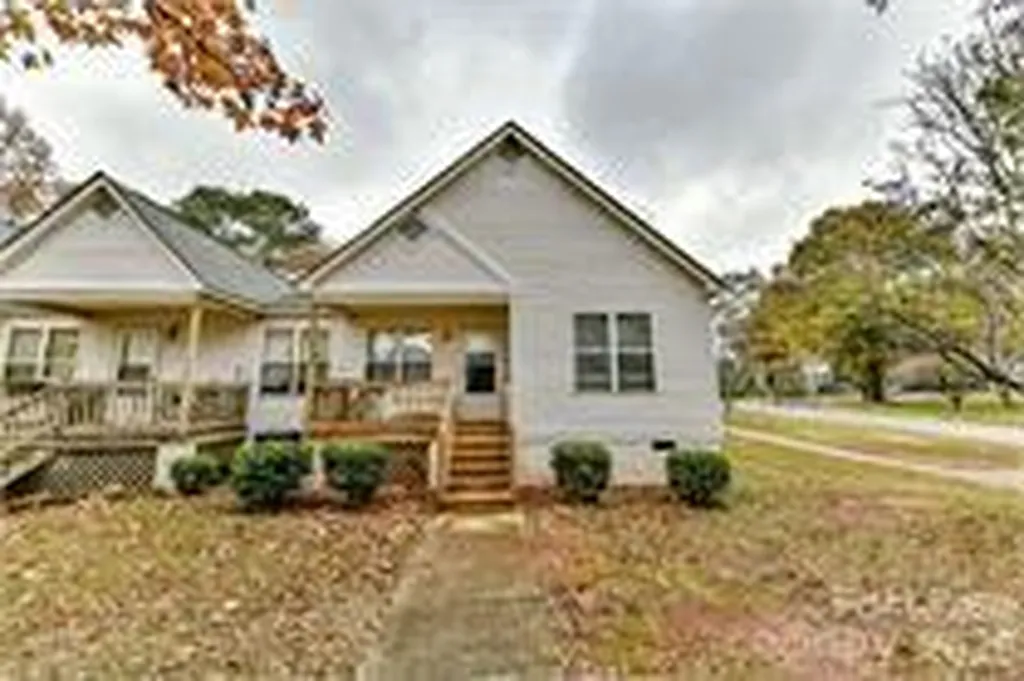 238 Hoskins Mill Lane Charlotte NC 28208