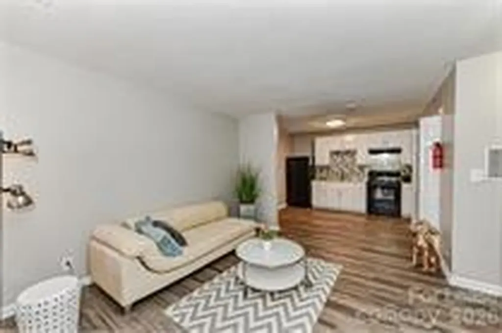 238 Hoskins Mill Lane Charlotte NC 28208