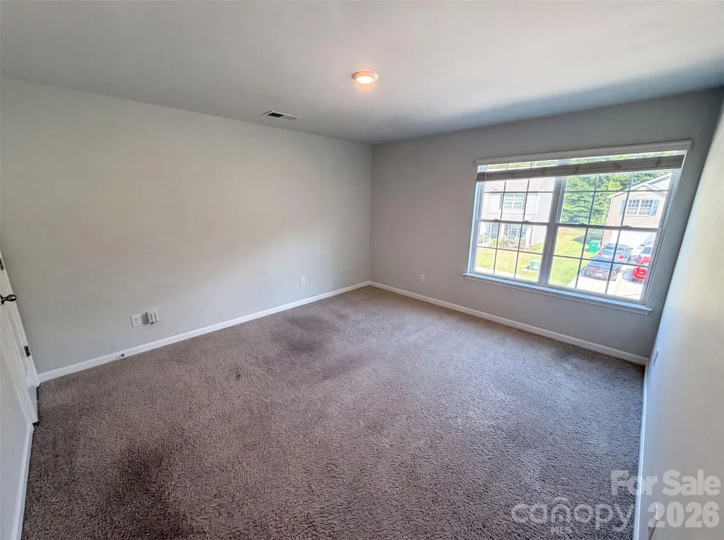 2014 Tarzi Lane Charlotte NC 28215