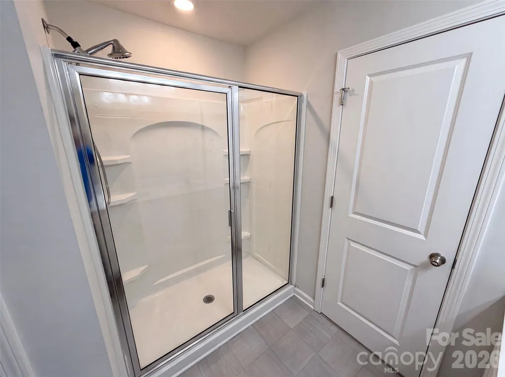 2014 Tarzi Lane Charlotte NC 28215