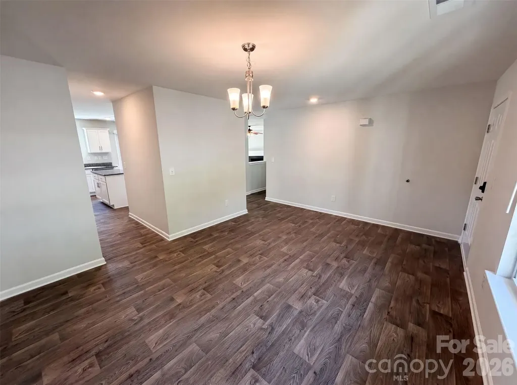 2014 Tarzi Lane Charlotte NC 28215