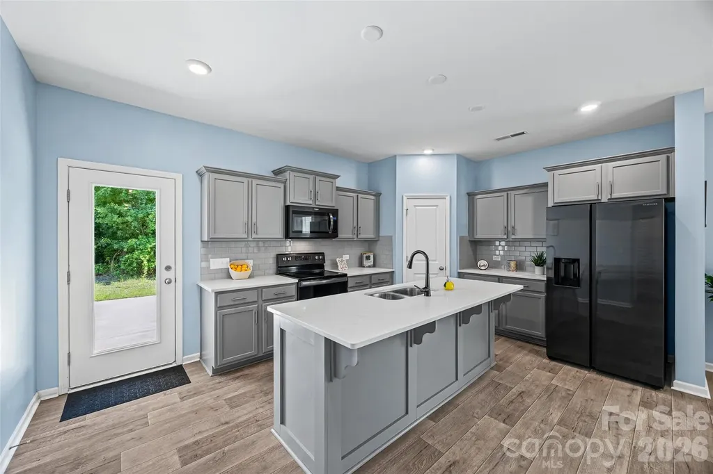 10210 Holly Park Drive Charlotte NC 28214