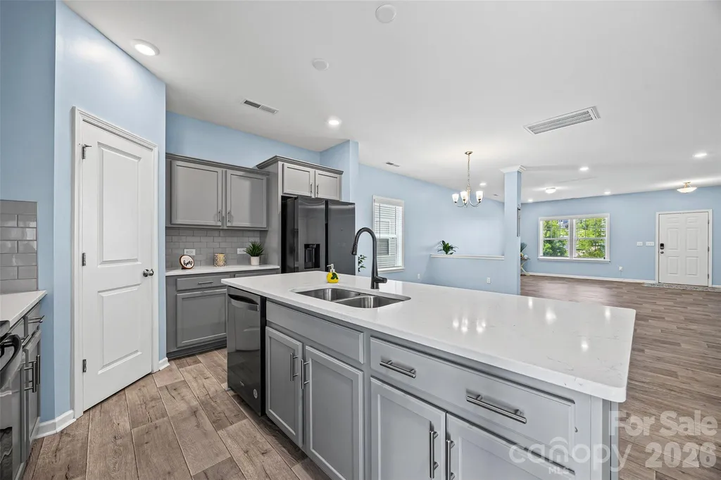 10210 Holly Park Drive Charlotte NC 28214