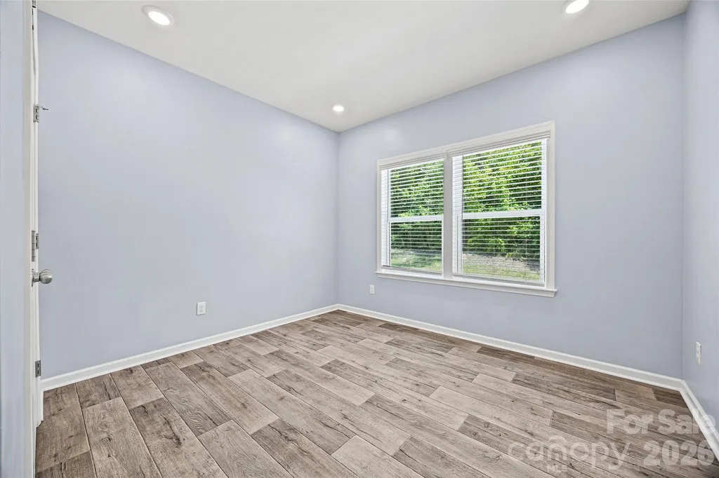10210 Holly Park Drive Charlotte NC 28214