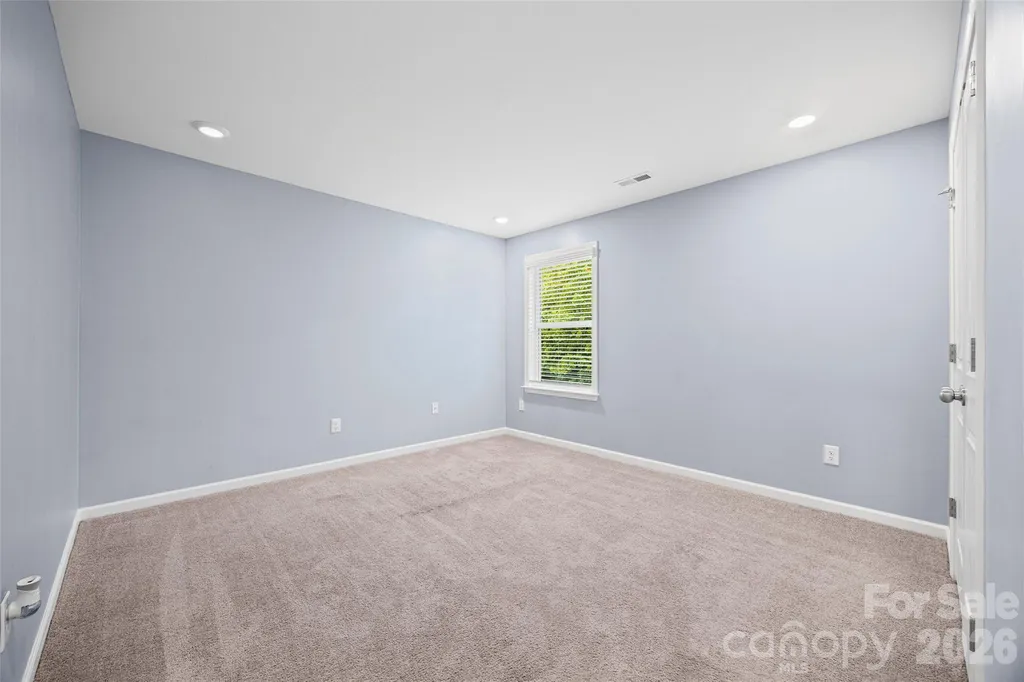 10210 Holly Park Drive Charlotte NC 28214