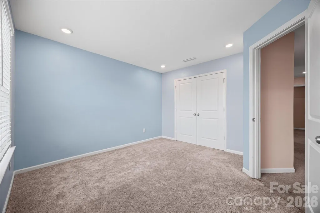 10210 Holly Park Drive Charlotte NC 28214