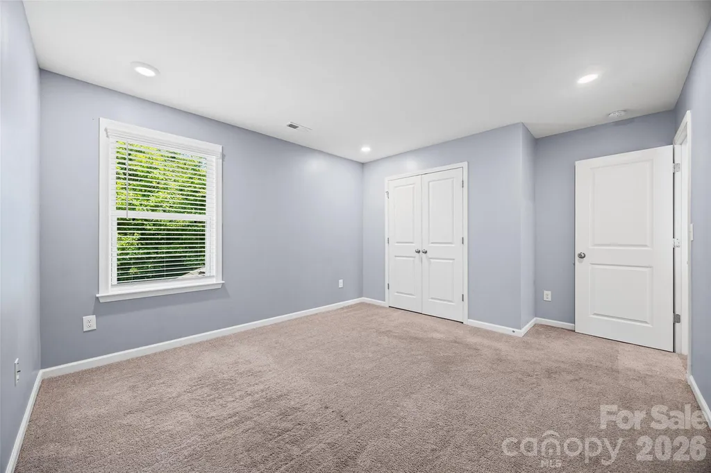 10210 Holly Park Drive Charlotte NC 28214