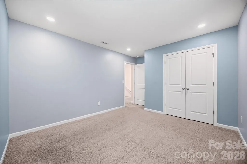 10210 Holly Park Drive Charlotte NC 28214