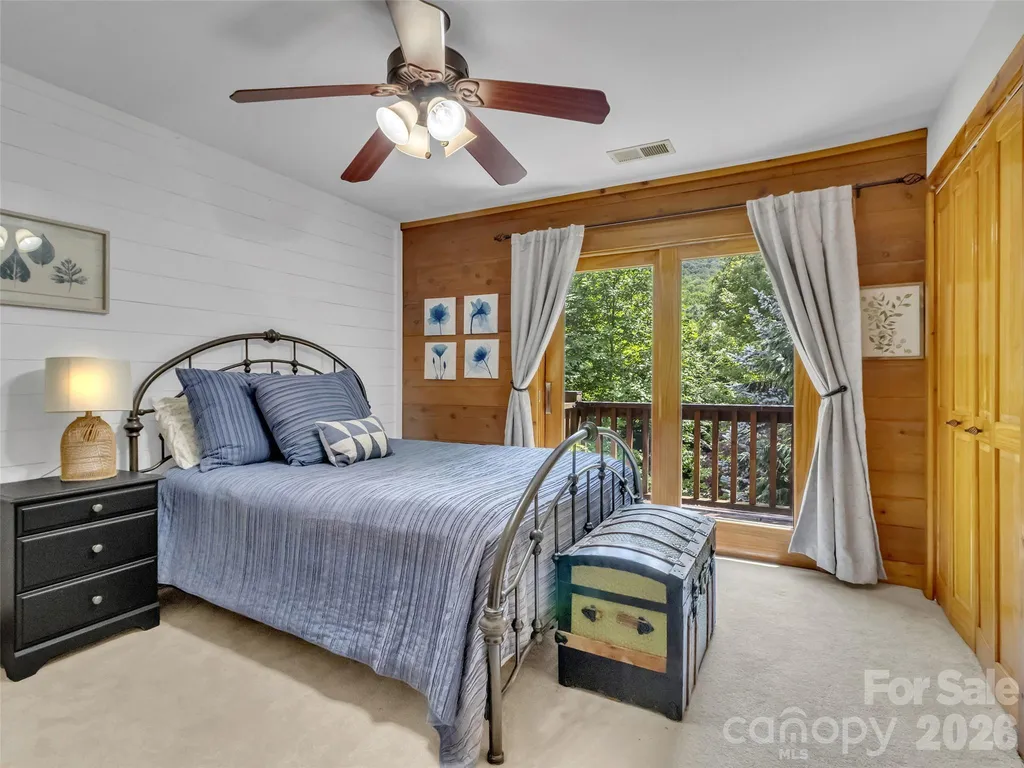 3214 Big Laurel Road Waynesville NC 28785