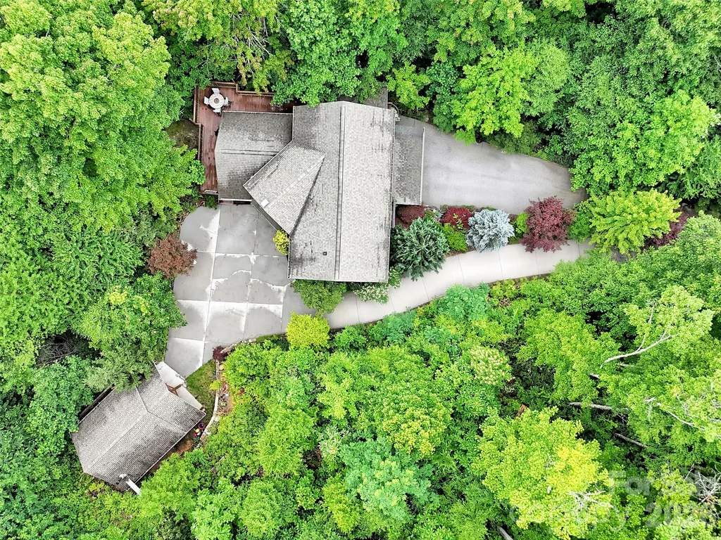 3214 Big Laurel Road Waynesville NC 28785