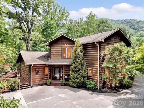 3214 Big Laurel Road Waynesville NC 28785