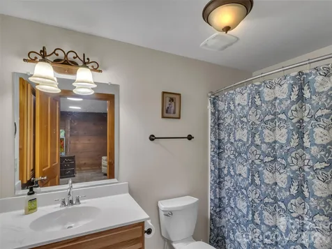 3214 Big Laurel Road Waynesville NC 28785