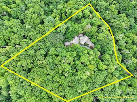 3214 Big Laurel Road Waynesville NC 28785