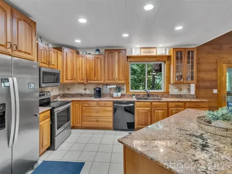 3214 Big Laurel Road Waynesville NC 28785