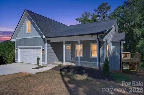 228 Hillside Avenue SW Concord NC 28025