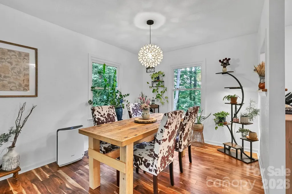 222 Timberlane Drive Etowah NC 28729