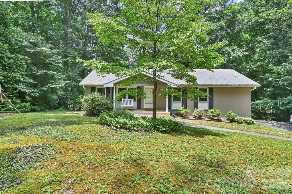 222 Timberlane Drive Etowah NC 28729