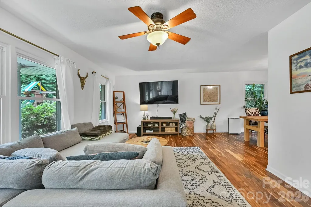 222 Timberlane Drive Etowah NC 28729