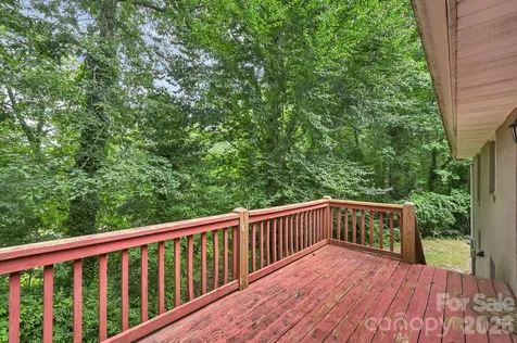 222 Timberlane Drive Etowah NC 28729