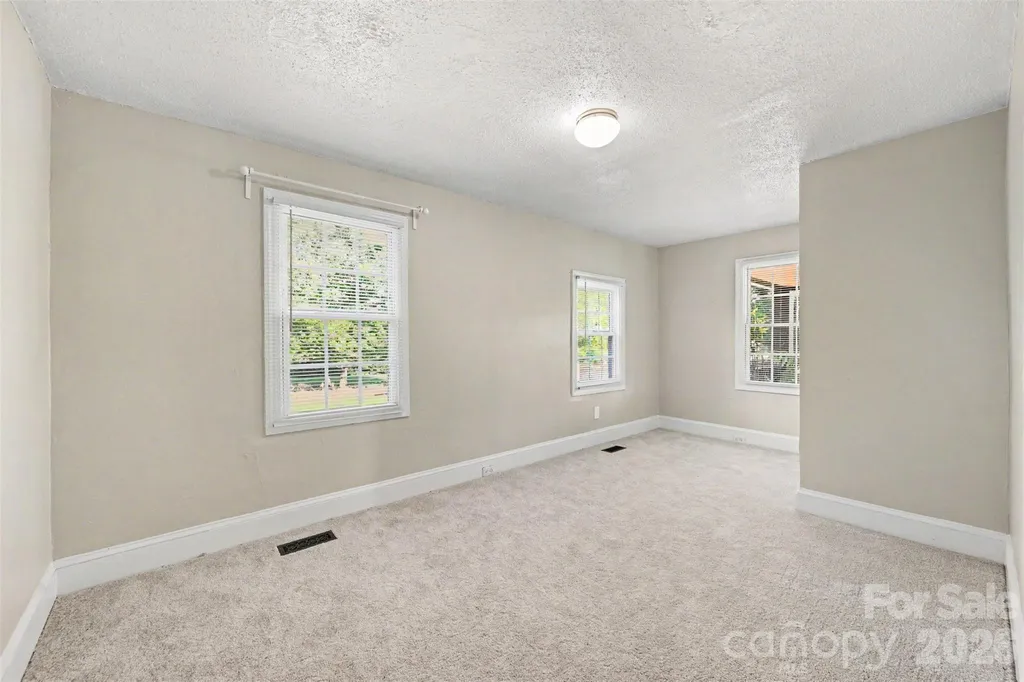 1309 Dearborn Avenue Charlotte NC 28206