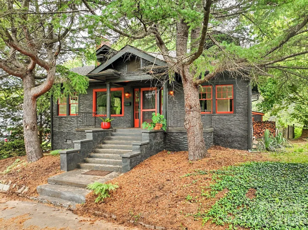 35 Northview Street Asheville NC 28801