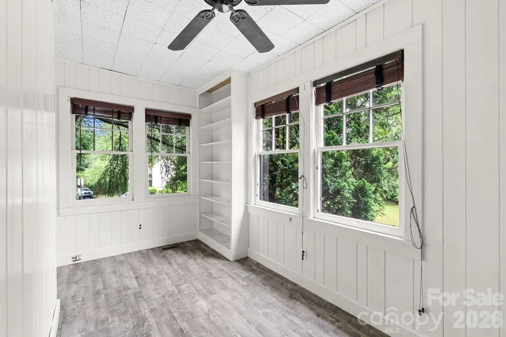 35 Northview Street Asheville NC 28801