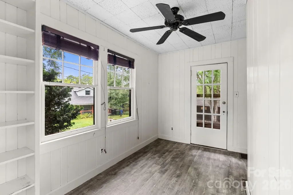 35 Northview Street Asheville NC 28801