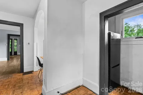 35 Northview Street Asheville NC 28801