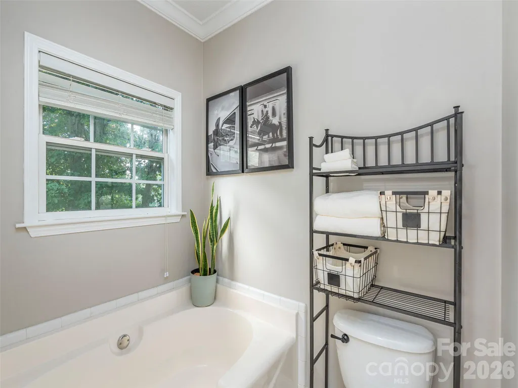 527 East Street Candler NC 28715