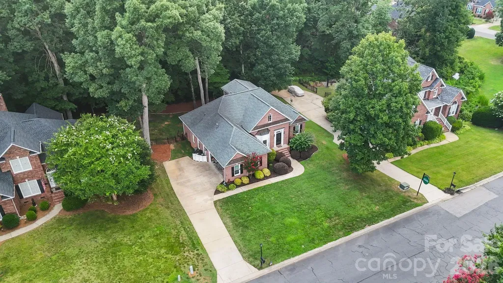 4437 Shannamara Drive Matthews NC 28104