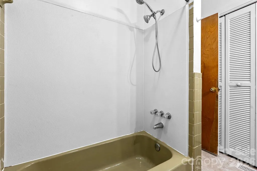 121 Horseshoe Drive Boone NC 28607