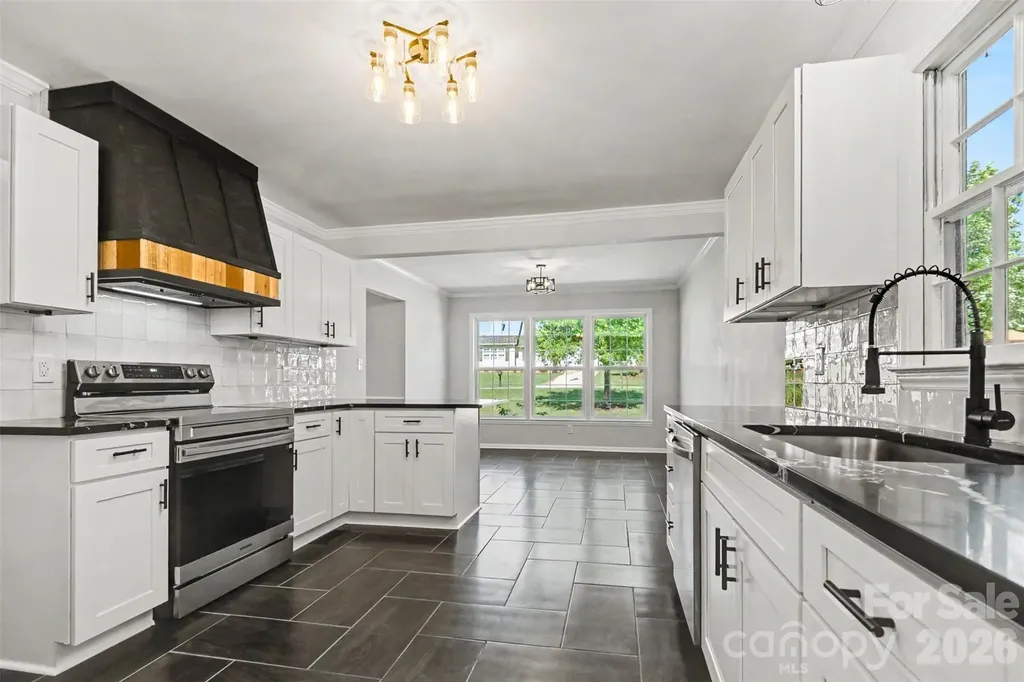 4108 Wimbledon Drive Dallas NC 28034
