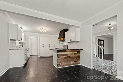 4108 Wimbledon Drive Dallas NC 28034