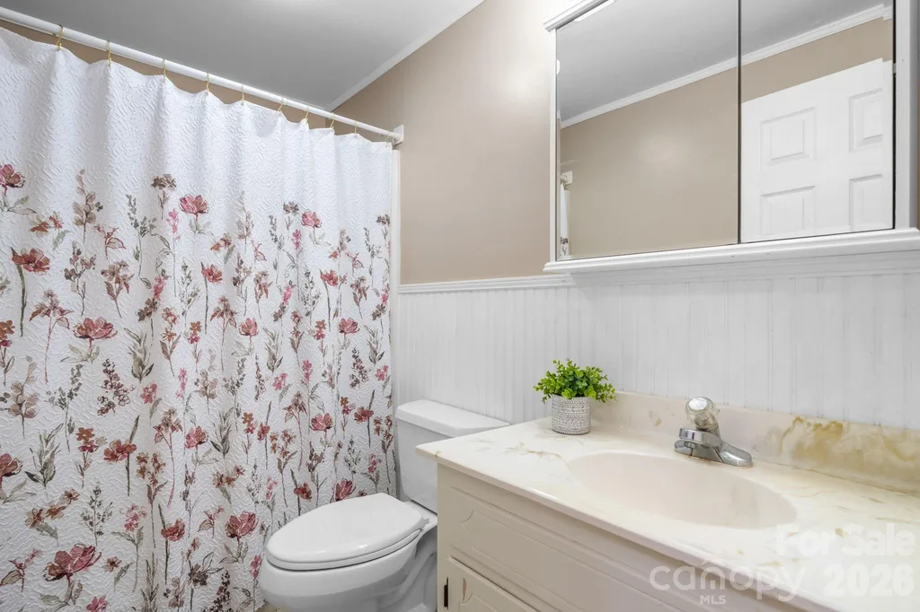 2428 Cedar Valley Drive Conover NC 28613