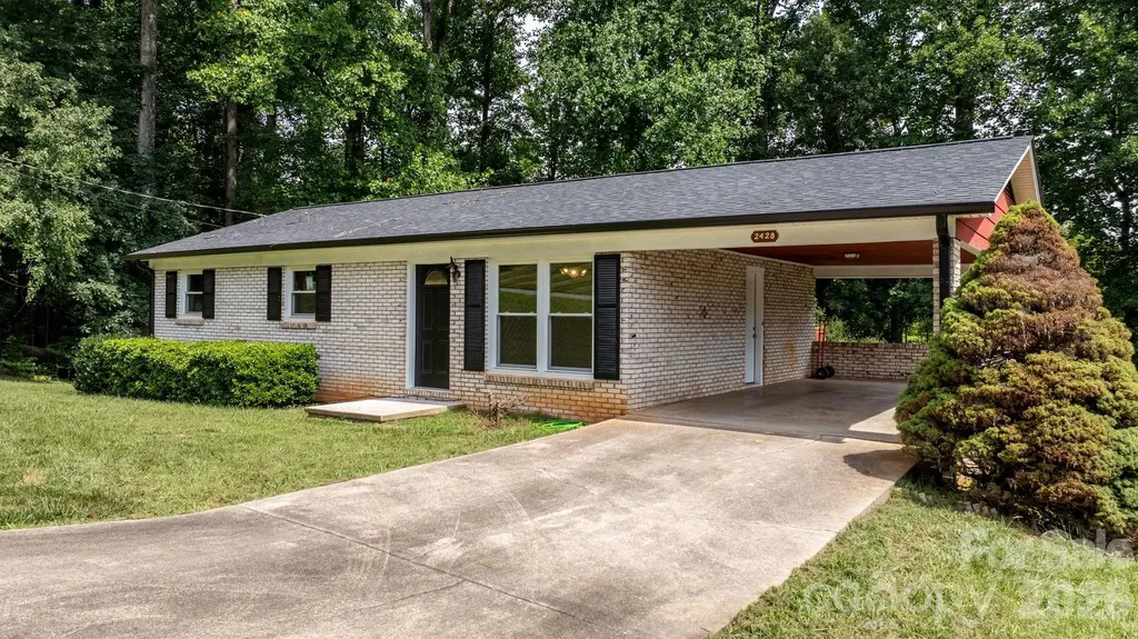2428 Cedar Valley Drive Conover NC 28613