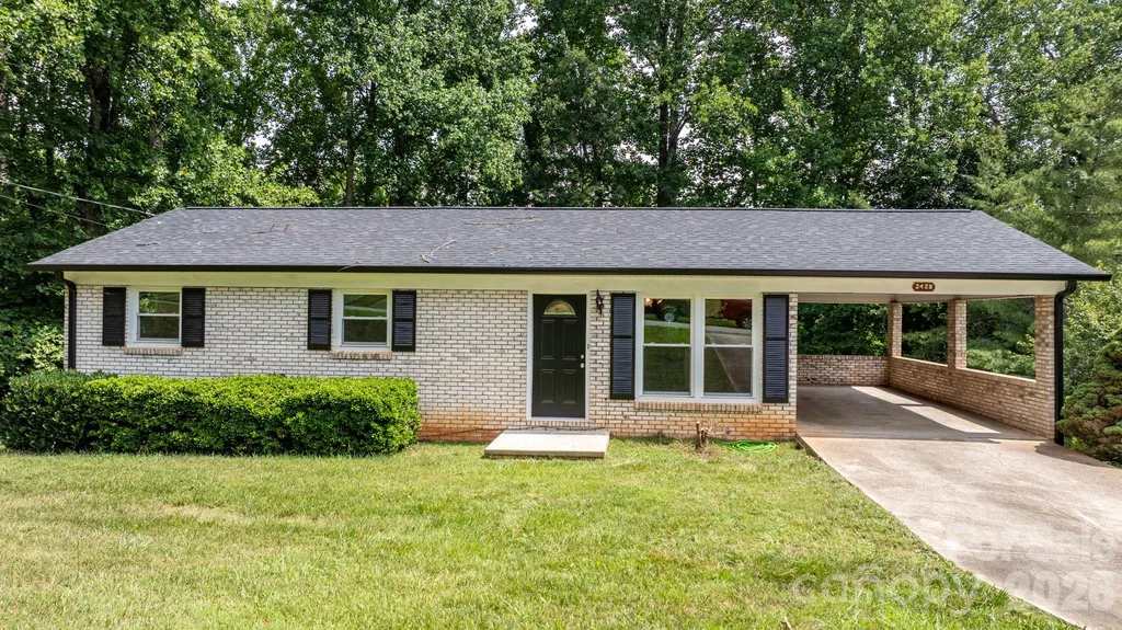 2428 Cedar Valley Drive Conover NC 28613
