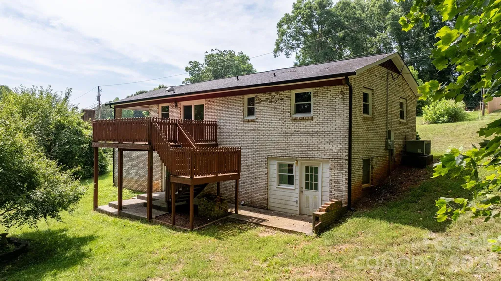 2428 Cedar Valley Drive Conover NC 28613