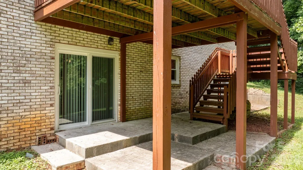 2428 Cedar Valley Drive Conover NC 28613